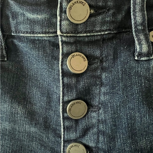 Blank NYC Blue Jean Shorts Mid-Rise Cuffed - Picture 4 of 5